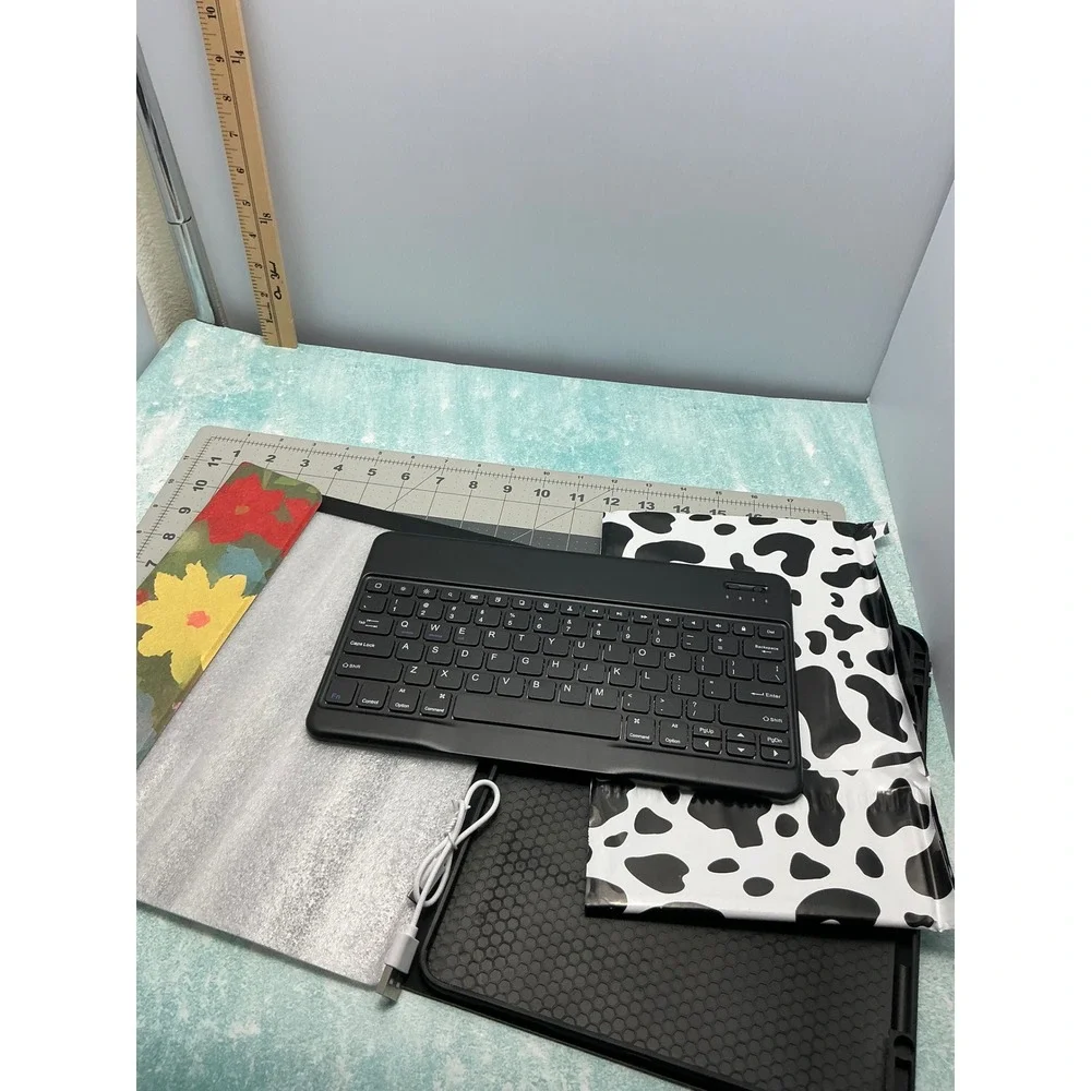 Black Cat Floral Tablet Case with Detachable Bluetooth Keyboard Cow Print Sleeve